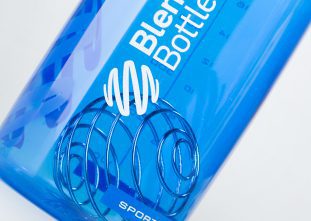 Blender Bottle® SportMixer® 21 Blender Bottle® SportMixer® 10